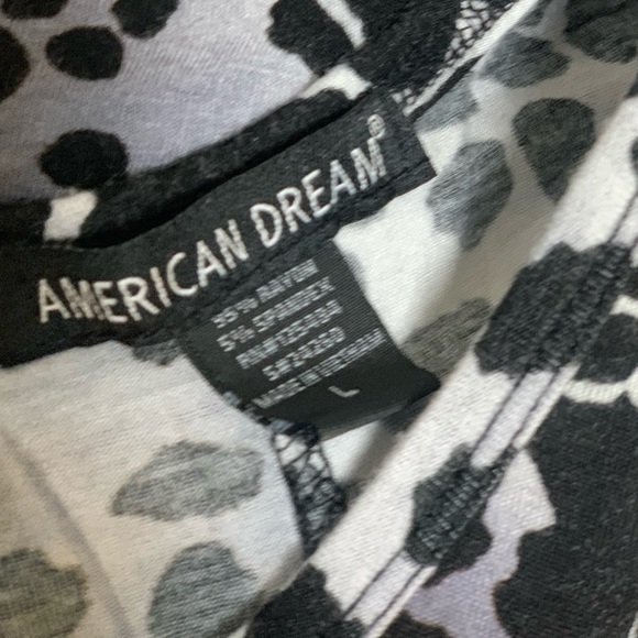 American Dream Black/Gray Leopard Print Open-Back Short Sleeve Blouse - Picture 3 of 5